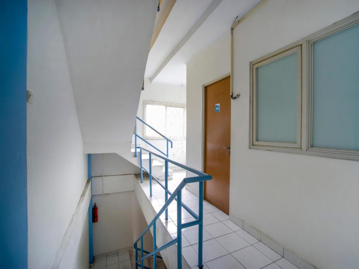 Oyo 3754 Prosperity Mansion Hotel Jakarta Luaran gambar