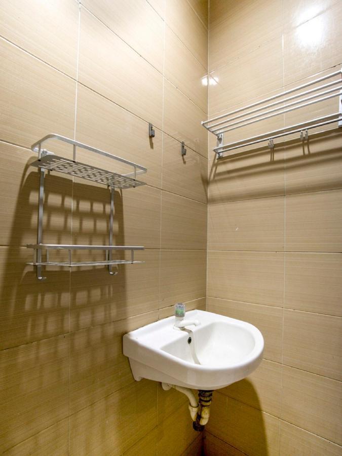 Oyo 3754 Prosperity Mansion Hotel Jakarta Luaran gambar