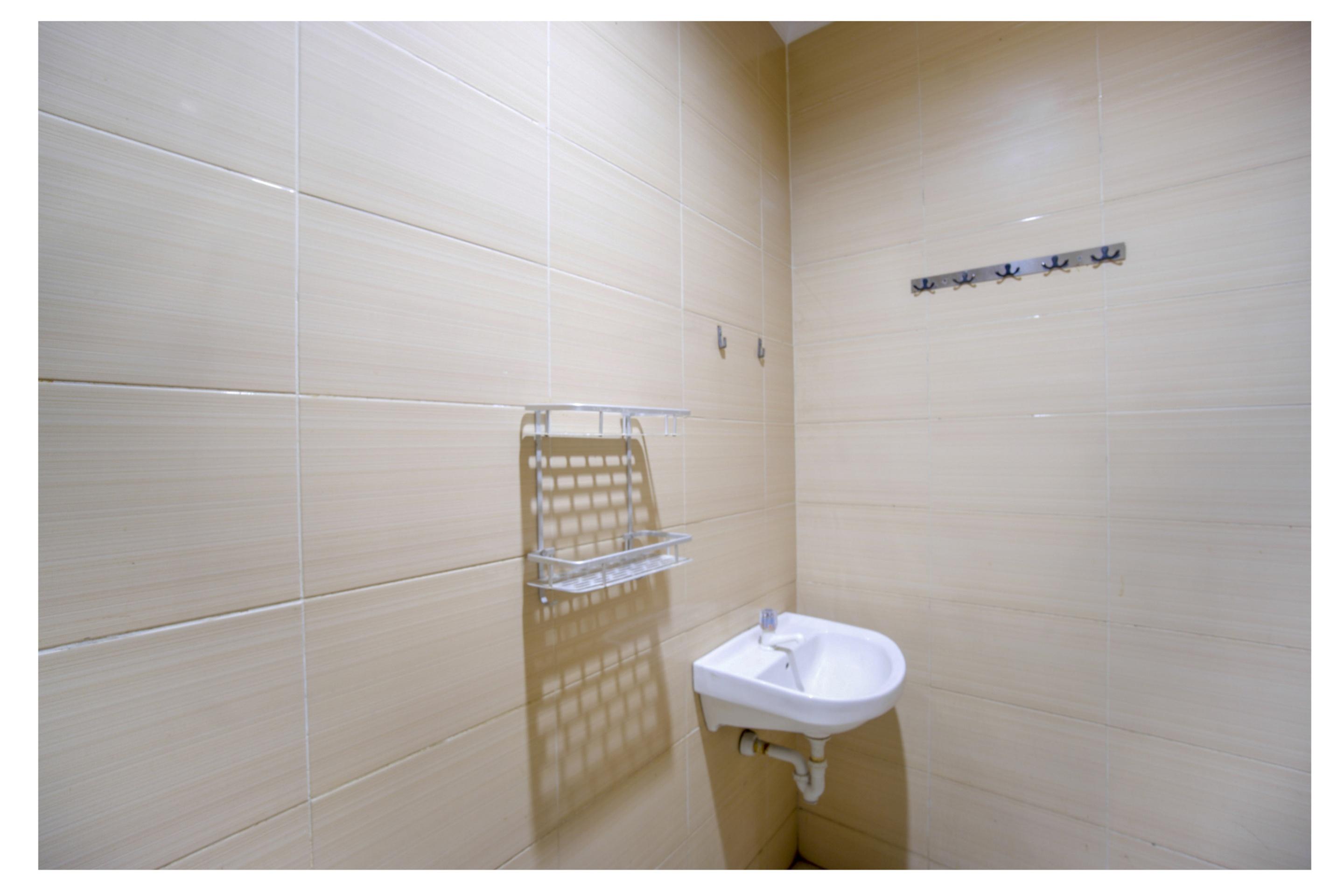 Oyo 3754 Prosperity Mansion Hotel Jakarta Luaran gambar